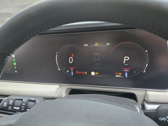 Second-hand 2024 Mahindra XUV700 AX5 7 Str Diesel AT for sale in Lucknow-3