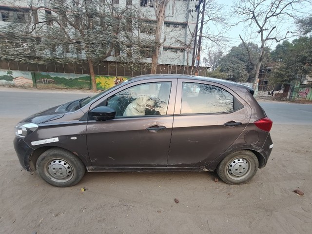 Second-hand 2017 Tata Tiago 1.2 Revotron XM for sale in Mirzapur-2