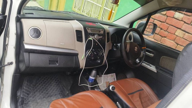 Second-hand 2015 Maruti Wagon R VXI BS IV for sale in Charkhi Dadri-2