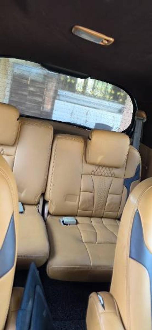 Second-hand 2011 Toyota Innova 2.5 VX (Diesel) 8 Seater BS IV for sale in Navi Mumbai-7