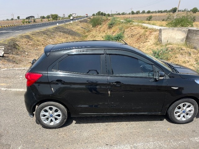 Ford Figo 1.5D Titanium MT Second-hand 2016 Ford Figo 1.5D Titanium MT for sale in Ahmedabad-0