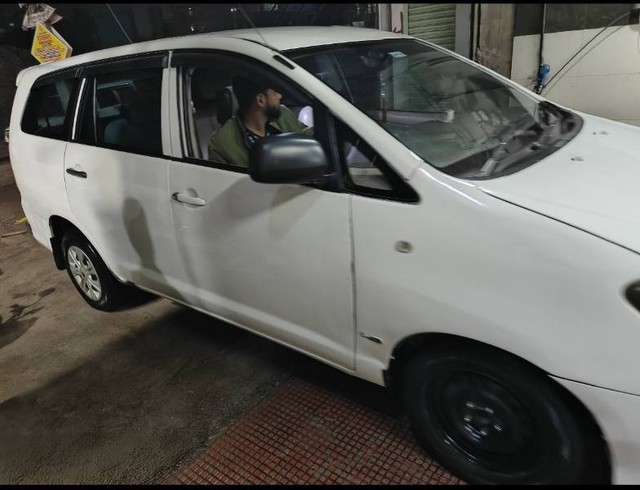 Second-hand 2010 Toyota Innova 2.5 G (Diesel) 7 Seater BS III for sale in Nalanda-1
