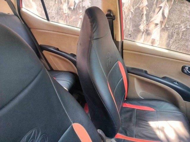 Second-hand 2011 Hyundai i10 Era for sale in Jalpaiguri-4