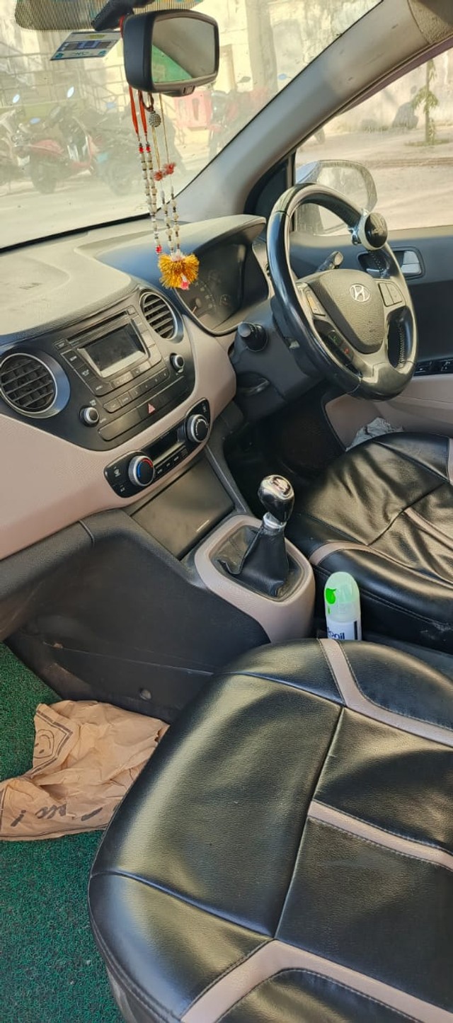 Second-hand 2015 Hyundai Xcent 1.2 Kappa Base for sale in Bhiwadi-2