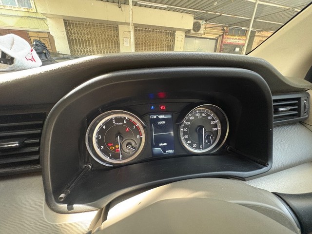 Second-hand 2023 Maruti Ertiga VXi (O) CNG for sale in Badlapur-9
