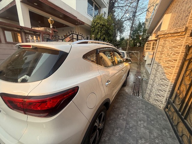 Second-hand 2022 MG Astor Sharp CVT BSVI for sale in Jammu-1
