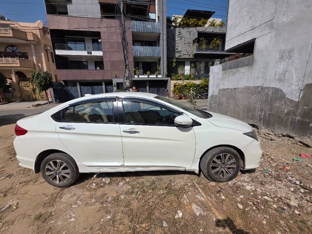 Second-hand 2017 Honda City i VTEC CVT VX for sale in Gurgaon-1