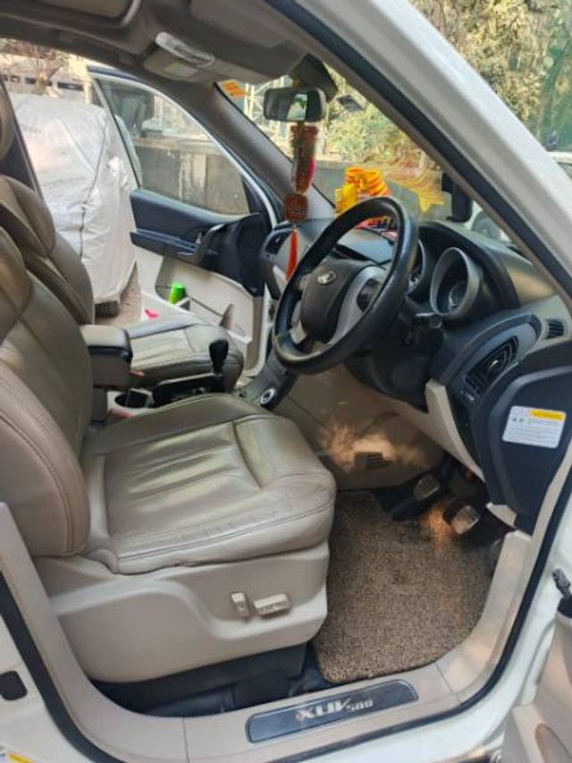 Second-hand 2017 Mahindra XUV500 R W10 FWD for sale in Thane-1