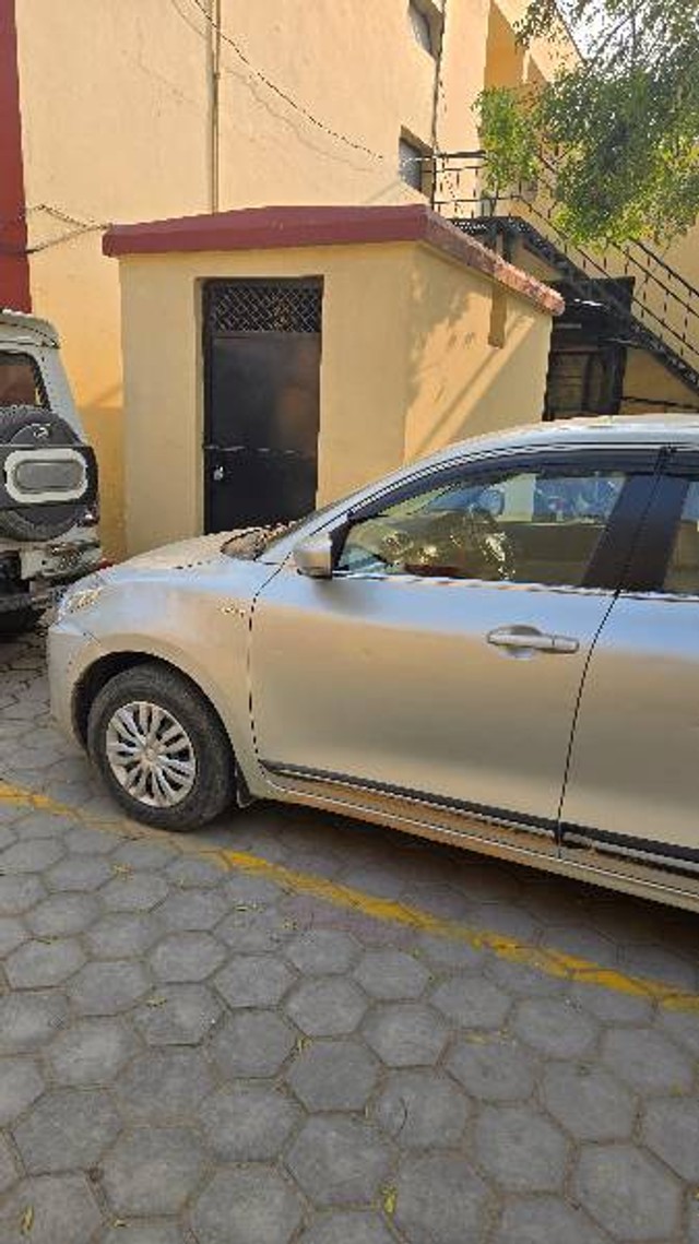 Second-hand 2018 Maruti Suzuki Swift Dzire AMT VXI for sale in Sawai Madhopur-6