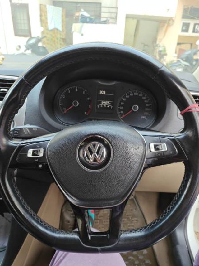 Volkswagen Ameo 1.2 MPI Highline Second-hand 2017 Volkswagen Ameo 1.2 MPI Highline for sale in Panipat-5