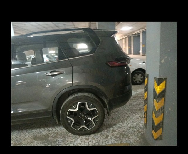 Second-hand 2024 Tata Safari Accomplished Plus Dark for sale in Raigad-6