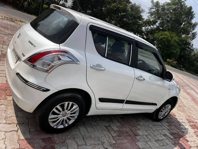 Second-hand 2013 Maruti Swift VXI for sale in Mau-8