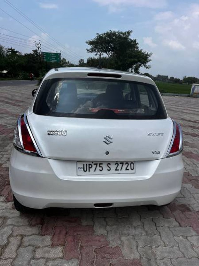 Second-hand 2013 Maruti Swift VXI for sale in Mau-7