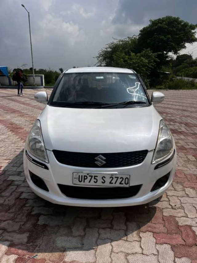 Second-hand 2013 Maruti Swift VXI for sale in Mau-6