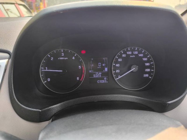 Second-hand 2018 Hyundai Creta 1.4 E Plus CRDi for sale in Saharanpur (UP)-7