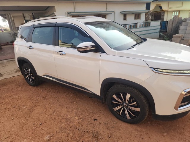 Second-hand 2019 MG Hector Sharp DCT for sale in Devanahalli-5