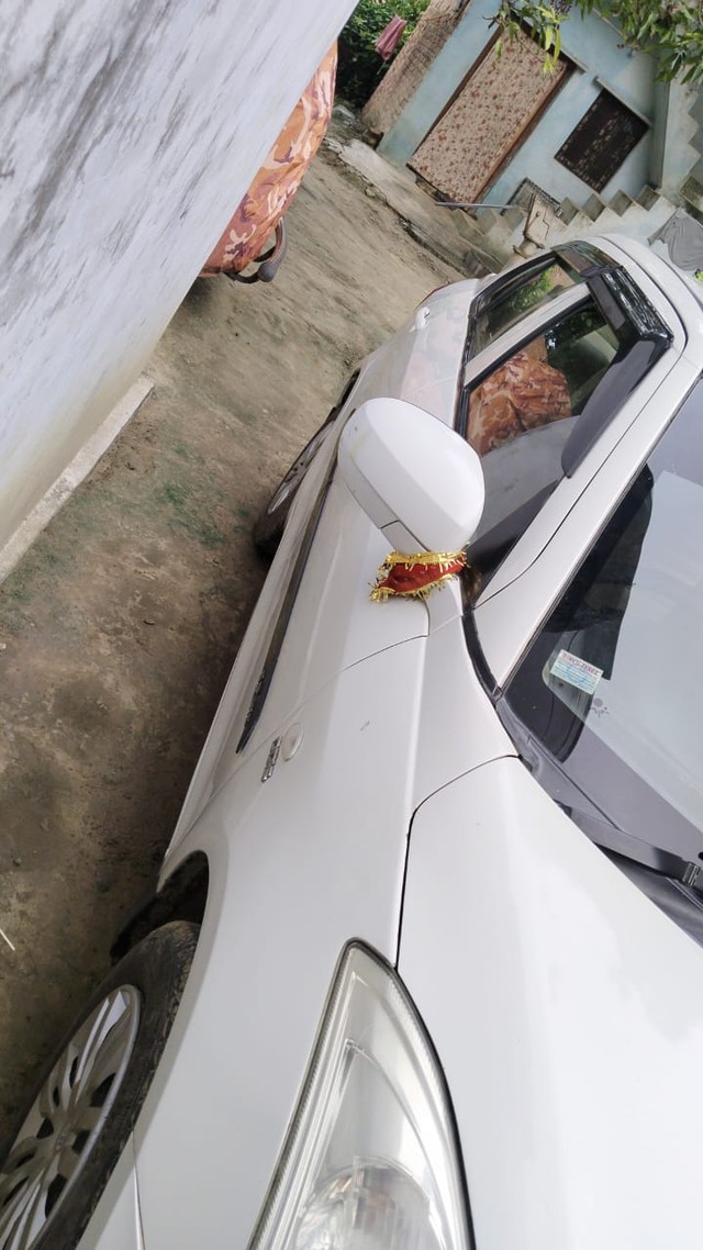 Maruti Suzuki Swift Dzire LDI Second-hand 2014 Maruti Suzuki Swift Dzire LDI for sale in Jaunpur-7