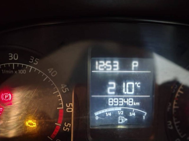 Second-hand 2015 Skoda Rapid 1.5 TDI AT Ambition Plus for sale in Bangalore-4