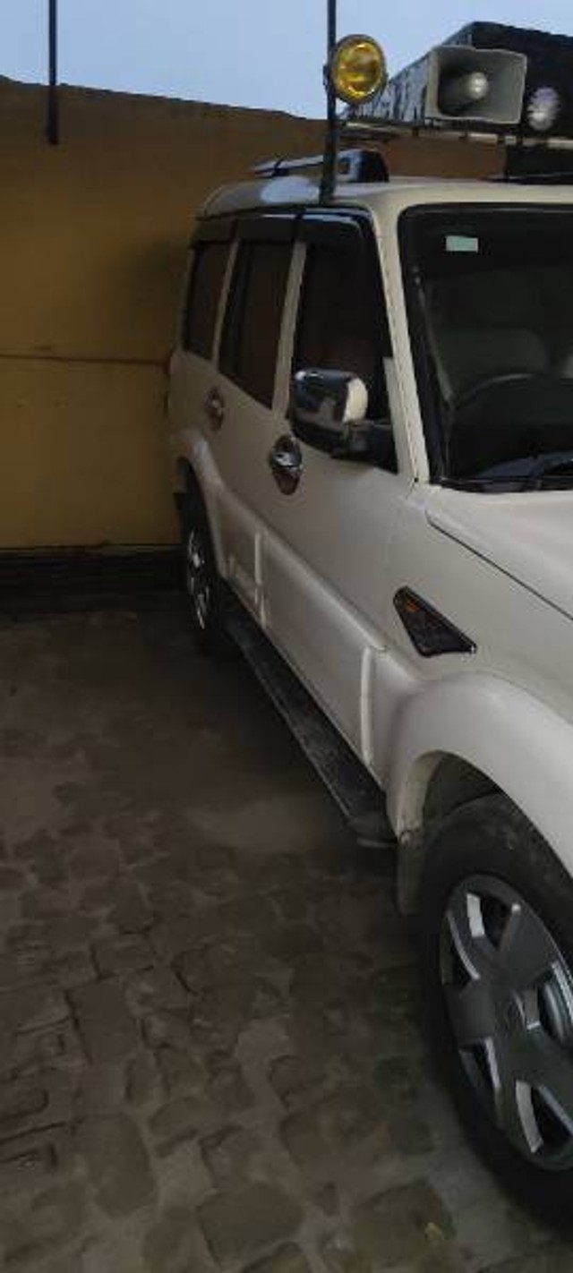 Second-hand 2017 Mahindra Scorpio S4 Plus for sale in Gopalganj-2