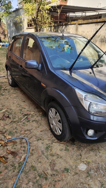 Second-hand 2011 Ford Figo Petrol ZXI for sale in Ranchi