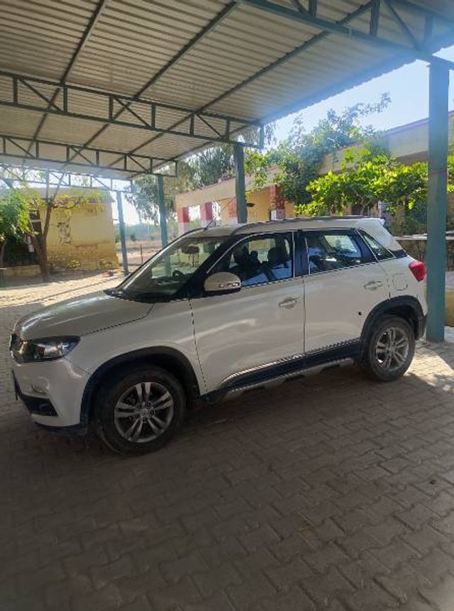 Second-hand 2017 Maruti Suzuki Vitara Brezza ZDi Plus for sale in Pali-2