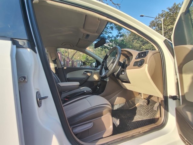 Second-hand 2016 Honda Jazz 1.2 V AT i VTEC for sale in Vasai-5