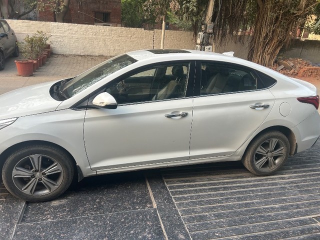 Second-hand 2018 Hyundai Verna CRDi 1.6 SX Option for sale in Faridabad-4