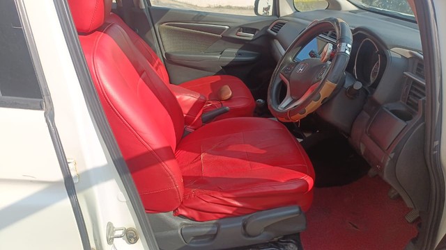 Second-hand 2018 Honda WR-V i-DTEC VX for sale in Jaunpur-6