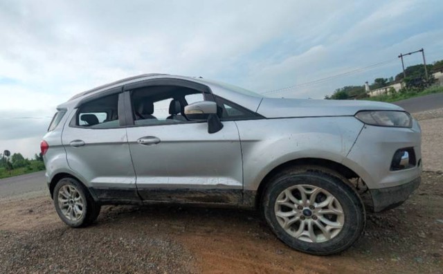 Second-hand 2014 Ford Ecosport 1.5 DV5 MT Titanium for sale in Bijnor-1