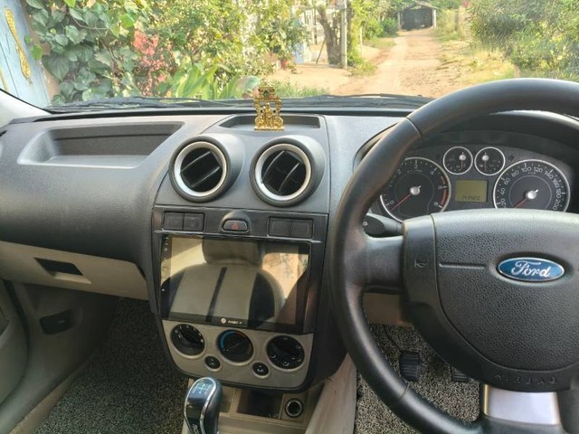 Ford Fiesta 1.4 SXi TDCi ABS Second-hand 2008 Ford Fiesta 1.4 SXi TDCi ABS for sale in Erode-5