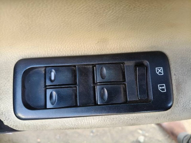 Ford Fiesta 1.4 SXi TDCi ABS Second-hand 2008 Ford Fiesta 1.4 SXi TDCi ABS for sale in Erode-9