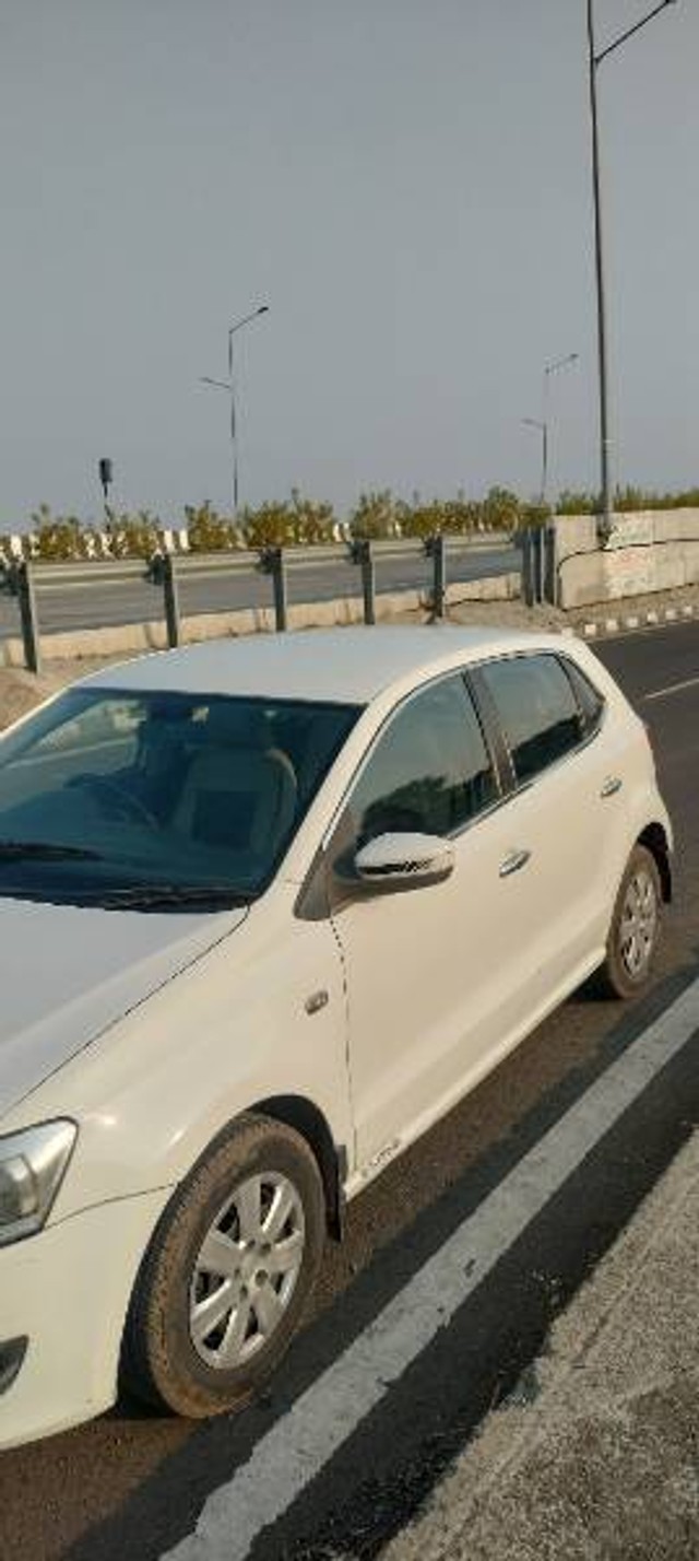Second-hand 2012 Volkswagen Polo Diesel Trendline 1.2L for sale in Latur-6