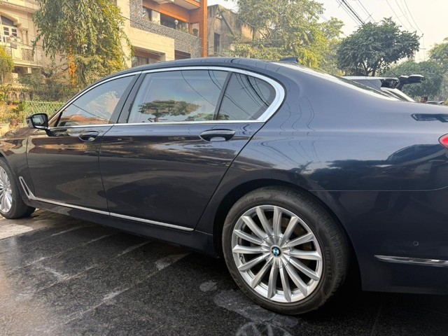 Second-hand 2019 BMW 7 Series 730Ld DPE Signature for sale in New Delhi-2