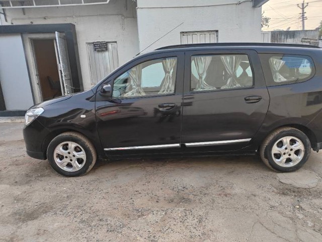 Second-hand 2016 Renault Lodgy 85PS RxZ for sale in Godhra-1