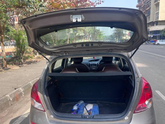 Second-hand 2013 Hyundai i20 Magna Optional 1.2 for sale in Raigad-3