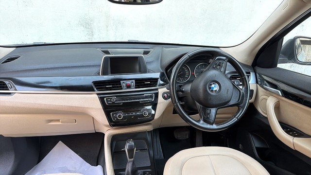 Second-hand 2016 BMW X1 xDrive 20d xLine for sale in Surat-9