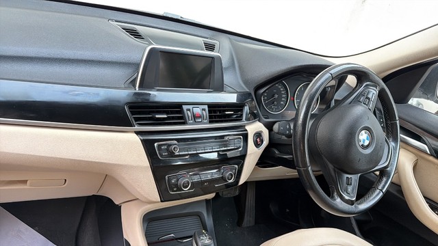 Second-hand 2016 BMW X1 xDrive 20d xLine for sale in Surat-7