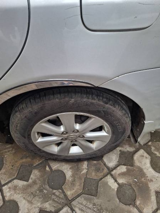 Second-hand 2012 Toyota Corolla Altis G for sale in Ghaziabad-3