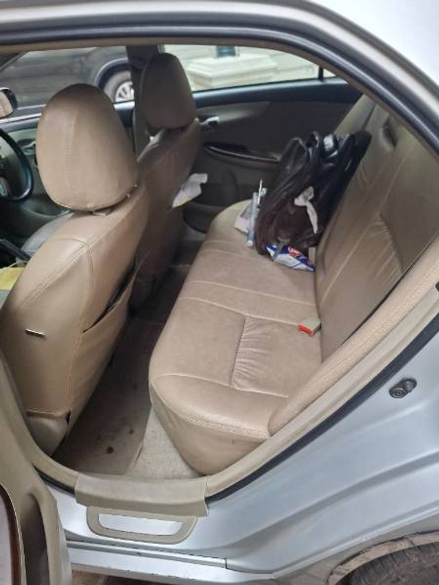 Second-hand 2012 Toyota Corolla Altis G for sale in Ghaziabad-2