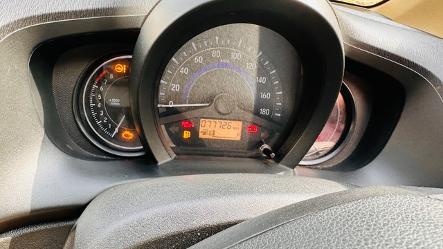 Second-hand 2015 Honda Amaze S i-Vtech for sale in Bangalore-2