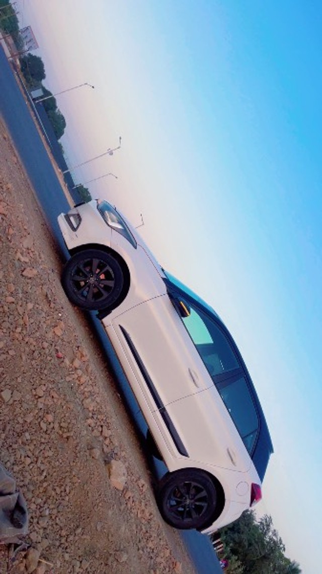 Second-hand 2017 Hyundai i20 Sportz 1.2 for sale in Rajkot-2