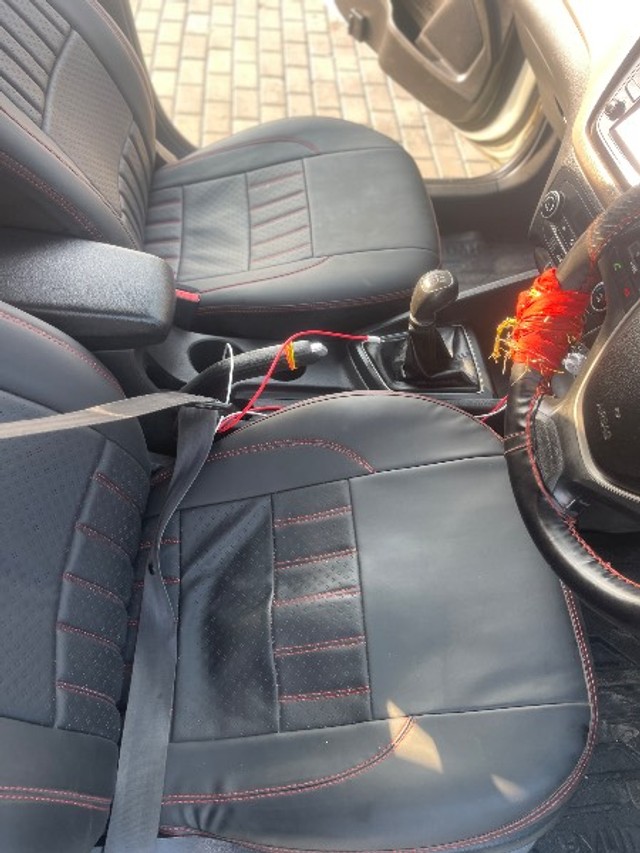 Second-hand 2017 Hyundai i20 Sportz 1.2 for sale in Rajkot-9