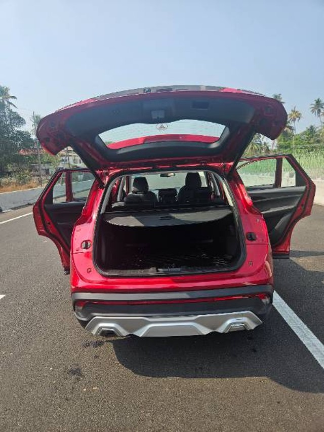 Second-hand 2020 MG Hector Sharp DCT for sale in Thrissur-4