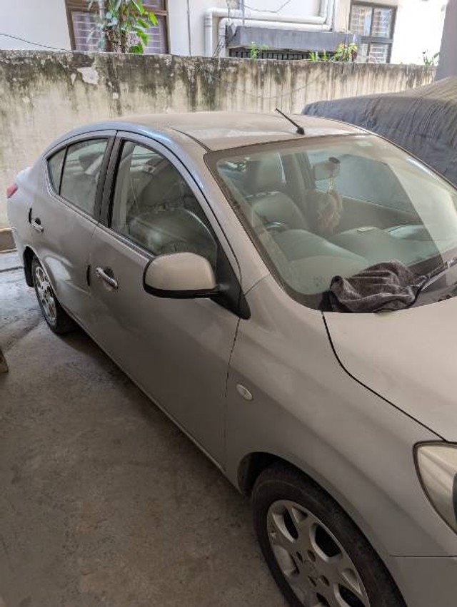 Second-hand 2012 Renault Scala Diesel RxZ for sale in Guwahati-2