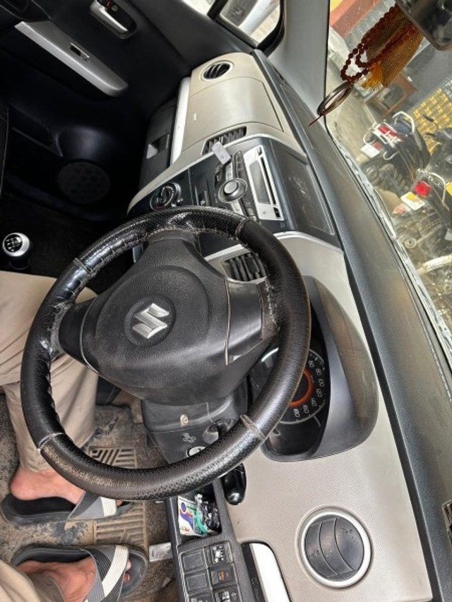 Second-hand 2016 Maruti Suzuki Wagon R VXI BS IV for sale in Bulandshahr-3