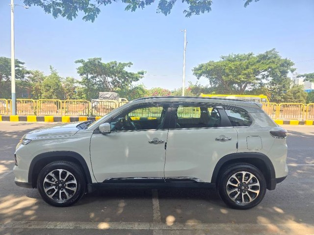 Second-hand 2025 Maruti Suzuki Grand Vitara Zeta CNG 2 Airbag for sale in Pimpri chinchwad-3