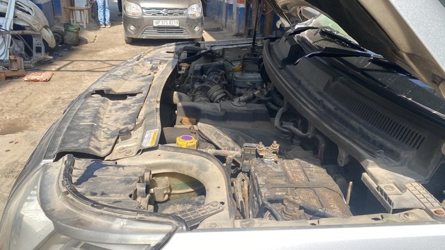 Second-hand 2016 Mahindra TUV 300 T6 Plus for sale in Ghaziabad-1