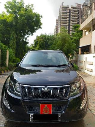 Mahindra XUV500 Mahindra XUV500 W10 1.99 mHawk