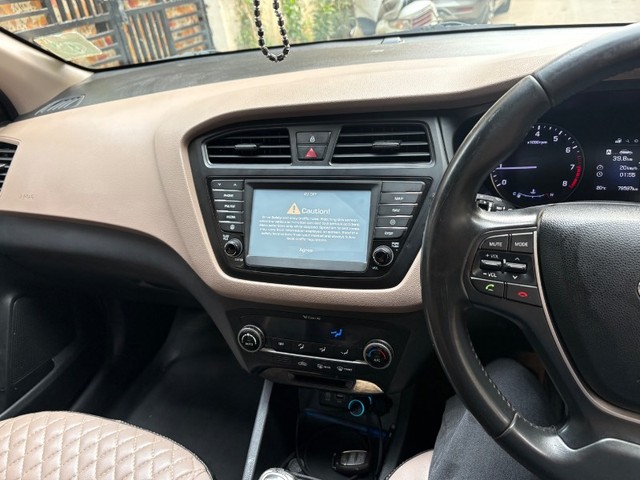 Second-hand 2017 Hyundai i20 Asta Option 1.2 for sale in Vadodara-4