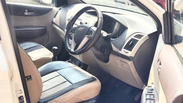 Hyundai i20 1.2 Asta Second-hand 2012 Hyundai i20 1.2 Asta for sale in Bihta-4